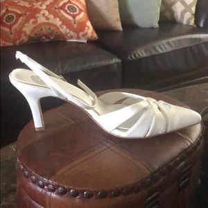 donna lawrence wedding kitten heels.